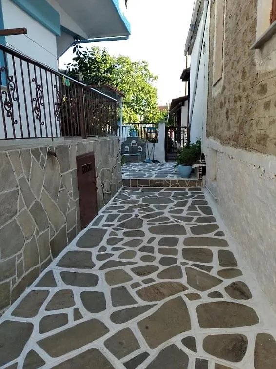 Fillia'S House Upper Floor Apartment Agios Nikolaos